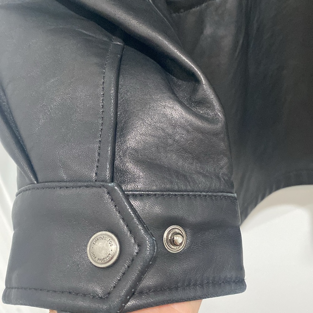 London Fog Quarter Length Leather Coat - Picture 9 of 10